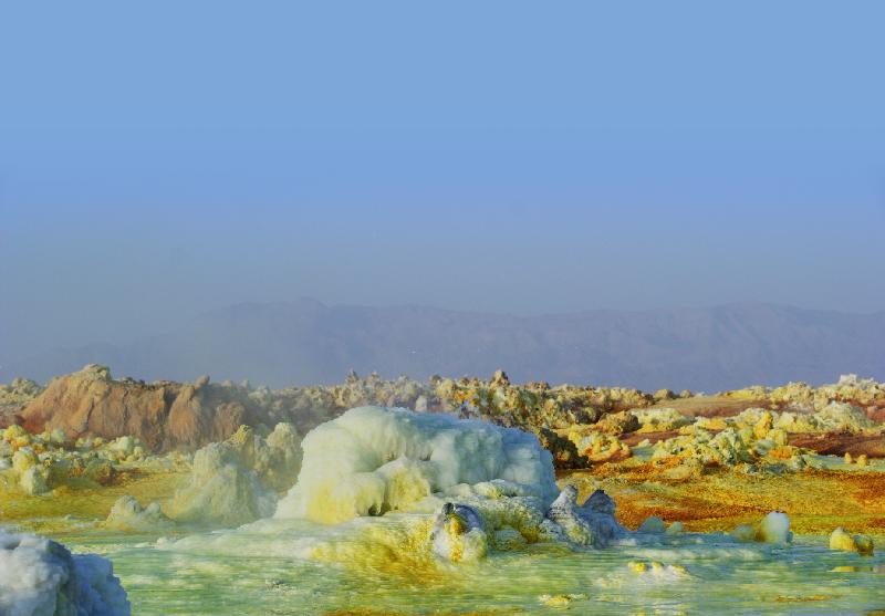 The Hong Kong Space Museum's new Omnimax show, “Volcanoes: The Fires of Creation", will be launched tomorrow (September 1). Picture shows a film still of “Volcanoes: The Fires of Creation". Dallol in Ethiopia is Earth’s lowest land volcano at 48 metres below sea level. 
