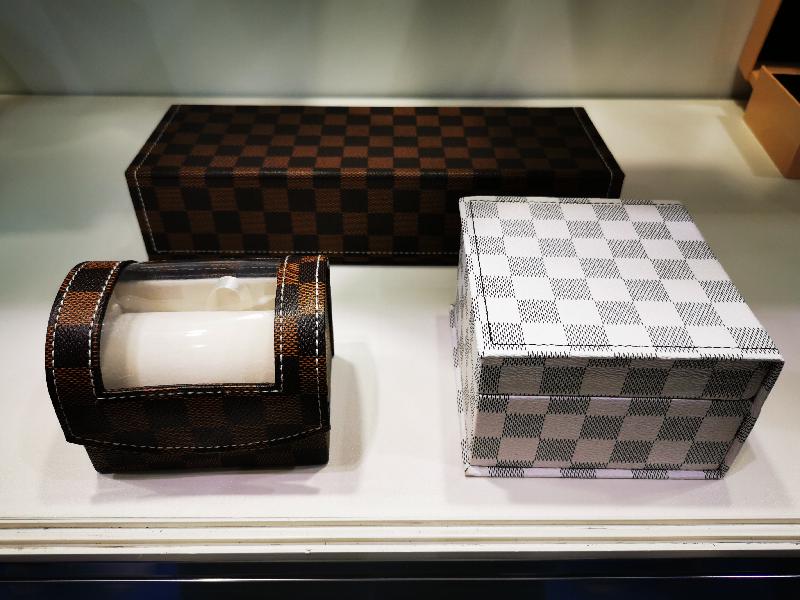 Hong Kong Customs today (September 5) conducted an operation against the sale of counterfeit goods at a fair held at the Hong Kong Convention and Exhibition Centre and seized suspected counterfeit watch boxes. Photo shows the suspected counterfeit watch boxes seized.