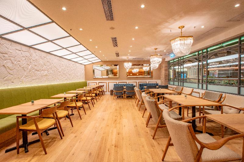 Afternoon Tea TEAROOM announced today (September 25) that its first branch in Hong Kong will open this Saturday (September 28). The tearoom is located in a brand new art mall in Tsim Sha Tsui, with delicious sweets and a variety of foods such as sandwiches and pasta, plus selected teas and drinks.