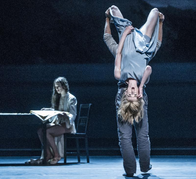 挪威國家芭蕾舞團十一月來港演出《易卜生〈群鬼〉》。節目於二○一四年在挪威首演大獲好評，並奪得當年的挪威評論家最佳編舞獎。

