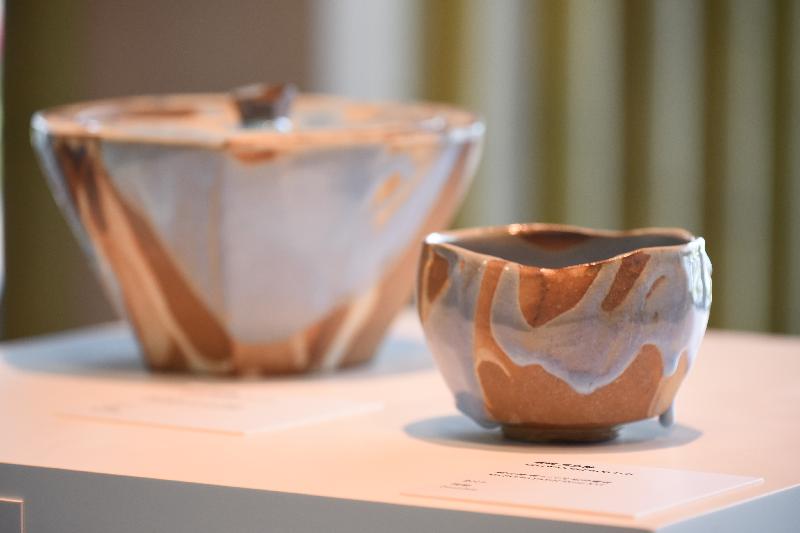 An exhibition entitled "Inheritance – The Intangible Cultural Heritage of Japan" will be open to the public at the Exhibition Hall, 1/F, Low Block, Hong Kong City Hall tomorrow (October 12). Photo shows a Chawan Geppakuyuh by Japanese intangible cultural heritage bearer Matsubayashi Hosai XVI.