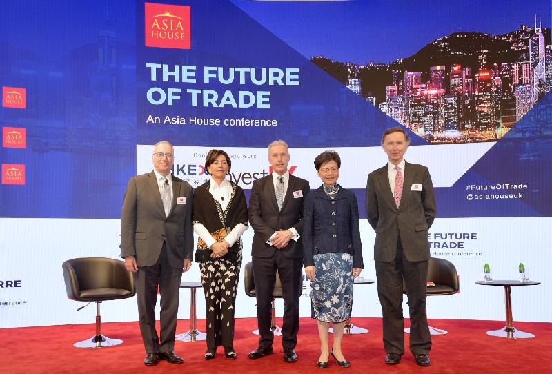 The Chief Executive, Mrs Carrie Lam, attended the Asia House Future of Trade conference today (October 30). Photo shows Mrs Lam (second right); the Chief Executive of the Asia House, Mr Michael Lawrence (centre); the Chairman of the Asia House, Lord Green of Hurstpierpoint (first right); and other guests at the conference.
