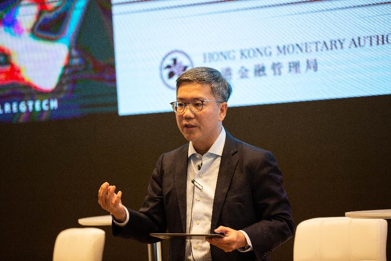 The Hong Kong Monetary Authority (HKMA) hosted the first Anti-Money Laundering and Counter-Financing of Terrorism (AML/CFT) Regulatory Technology Forum today (November 22). Photo shows the Deputy Chief Executive of the HKMA, Mr Arthur Yuen, making welcoming remarks at the forum.