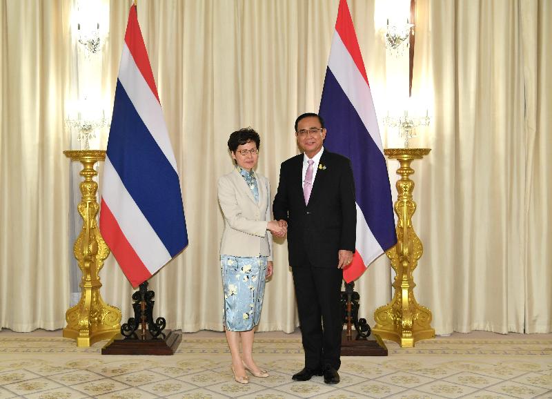 The Chief Executive, Mrs Carrie Lam (left), calls on the Prime Minister of Thailand, Mr Prayut Chan-o-cha, in Bangkok, Thailand, today (November 29‬).
