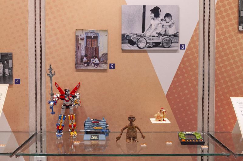 The Public Records Office of the Government Records Service will hold the "Pleasure and Leisure: A Glimpse of Children's Pastimes in Hong Kong" roving exhibition at the Hong Kong Central Library from December 4 to 30. Photo shows precious toy collections lent by members of the public.