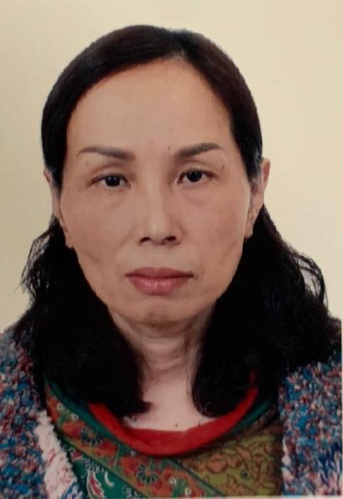 Chan Mei-fong, aged 56, is about 1.65 metres tall, 59 kilograms in weight and of mediun build. She has a pointed face with yellow complexion and short curly black hair. She was last seen wearing a blue hat.