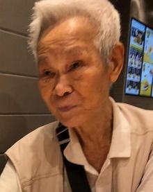 Chan Chun-hung, aged 78, is about 1.65 metres tall, 45 kilograms in weight and of thin build. He has a pointed face with yellow complexion and short white hair. He was last seen wearing a coloured sweater with stripes, light-coloured trousers, black sports shoes and carrying a black shoulder bag.