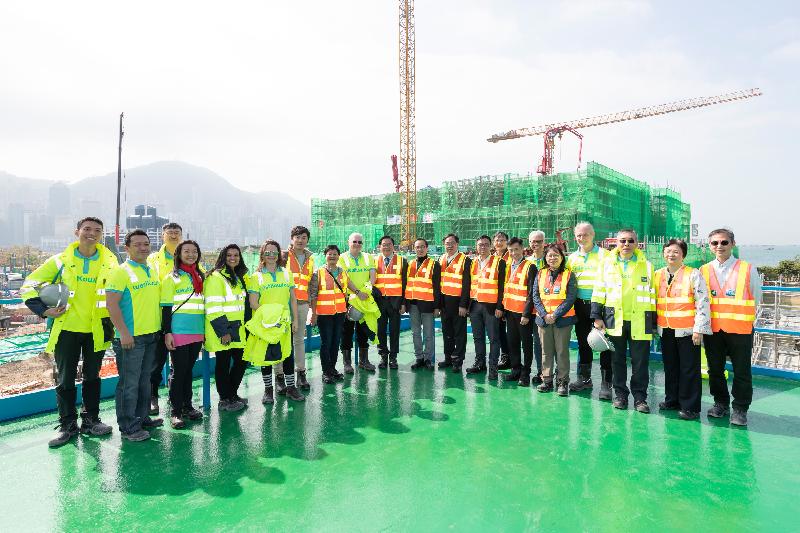 Legislative Council (LegCo) Members are pictured with representatives of the West Kowloon Cultural District Authority, the Home Affairs Bureau and the Civil Engineering and Development Department at the construction site of the Hong Kong Palace Museum today (January 13). Photo shows (from seventh left) LegCo Members Dr Cheng Chung-tai and Dr Helena Wong; the Chief Executive Officer of the West Kowloon Cultural District Authority, Mr Duncan Pescod; and LegCo Members Mr Jeffrey Lam, Mr Kenneth Leung, Dr Lo Wai-kwok, Mr James To, Dr Junius Ho and Mr Yiu Si-wing.