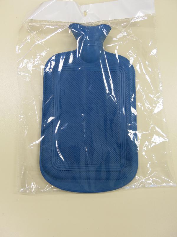 Hong Kong Customs today (January 16) alerted members of the public to potential scalding hazards posed by two models of hot water bottles. Photo shows the second model of suspected unsafe hot water bottle.
