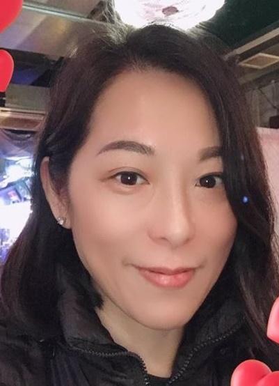 47-year-old Tsang Sze-man is about 1.65 metres tall, 44 kilograms in weight and of thin build. She has a long face with yellow complexion and straight black hair. She was last seen wearing a black shirt, dark trousers and a dark bag.