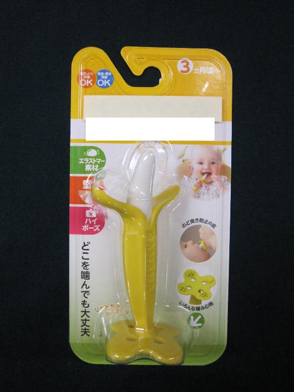 Hong Kong Customs today (February 17) alerted parents to immediately stop letting their babies use one model of teether. It could pose suffocation risks to a baby since the tail is too small which could be stuck in the baby's throat easily, contrary to the general safety requirements stipulated in the Toys and Children's Products Safety Ordinance.