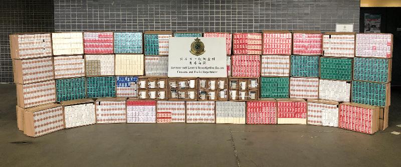 Hong Kong Customs today (March 17) seized about 400 000 suspected illicit cigarettes with an estimated market value of about $1 million and a duty potential of about $700,000 at Shenzhen Bay Control Point.