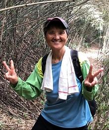 Lam Mo-yee, aged 64, is about 1.4 metres tall, 45 kilograms in weight and of thin build. She has a round face with yellow complexion and short grey hair. She was last seen wearing a grey and red cap, a blue and green jacket, black trousers, black shoes and carrying a grey and yellow rucksack.