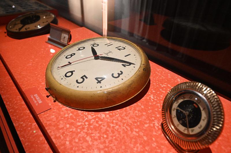 「工」不可沒──香港工業傳奇展覽明日（六月十七日）至八月二十四日於香港歷史博物館舉行。圖示本地生產的時鐘。