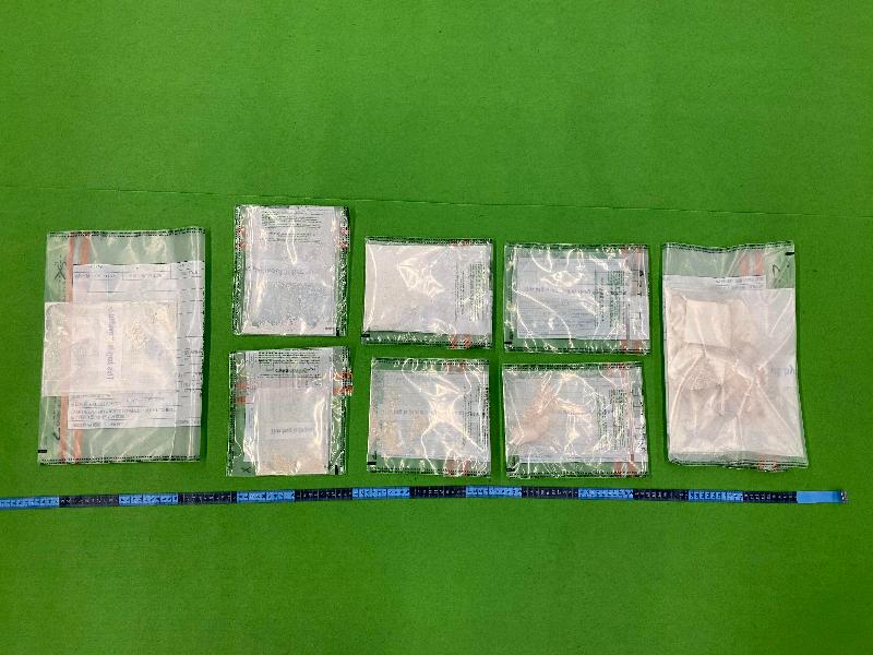 Hong Kong Customs seized about 25 kilograms of suspected cocaine at Hong Kong International Airport (HKIA) on June 19 and about 270 grams of suspected ketamine in Tsuen Wan yesterday (June 20) with an estimated market value of about $29 million and $150,000 respectively. This has broken the record of this year's largest inbound dangerous drugs case detected by Customs at the airport on June 3 in terms of seizure amount and value. Photo shows the suspected ketamine seized.
