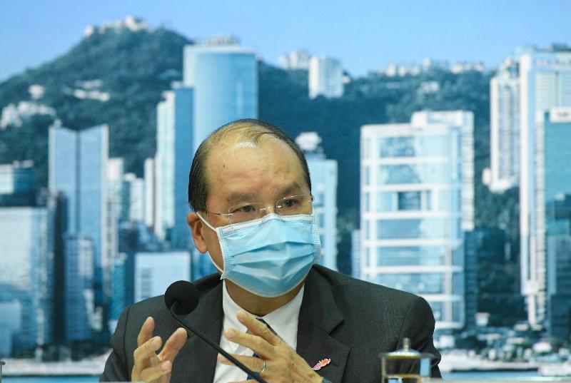政務司司長張建宗今日（七月二十七日）在添馬政府總部就防疫抗疫措施舉行記者會。