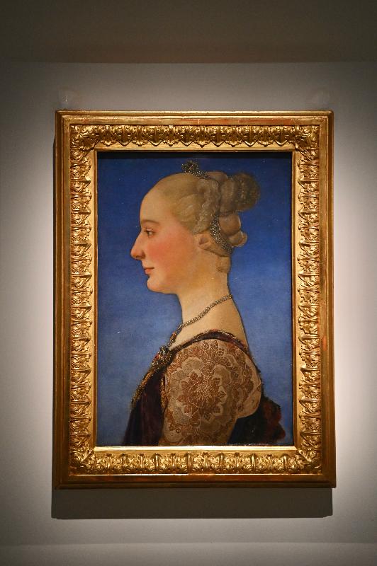 香港艺术馆与意大利乌菲兹美术馆合办的「波提切利与他的非凡时空──乌菲兹美术馆珍藏展」星期五（十月二十三日）起举行。图示皮耶罗．班琪 （亦称为皮耶罗．德尔．波莱乌洛）的画作《一位年轻女士的肖像》。