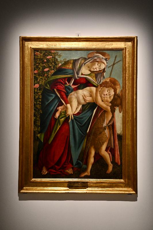 香港藝術館與意大利烏菲茲美術館合辦的「波提切利與他的非凡時空──烏菲茲美術館珍藏展」星期五（十月二十三日）起舉行。圖示桑德羅．波提切利的畫作《聖母、聖子與聖若翰洗者》。
