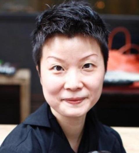 Chow Flora, aged 50, is about 1.65 metres tall, 45 kilograms in weight and of thin build. She has a square face with yellow complexion and short black hair. She was last seen wearing a black jacket, black trousers, black sports shoes and a pair of black-rimmed glasses.