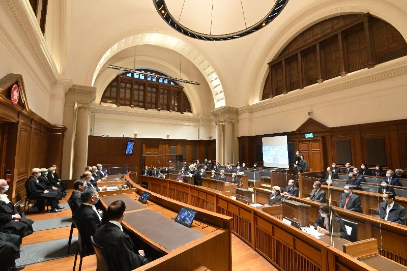 终审法院首席法官马道立的退休前法庭仪式今日（一月六日）于终审法院举行。