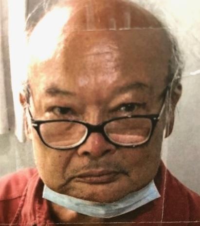 Leung Bing-ho, aged 76, is about 1.7 metres tall, 80 kilograms in weight and of fat build. He has a round face with yellow complexion and bold head. He was last seen wearing a black and white checkered shirt, green long-sleeved coat, green trousers, and black sneakers.
