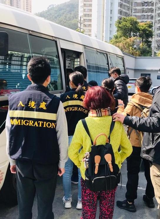 The Immigration Department mounted a series of territory-wide anti-illegal worker operations, including operations codenamed "Twilight" and joint operations with the Hong Kong Police Force codenamed "Champion", from January 18 to yesterday (January 20). Photo shows suspected illegal workers arrested during the operations.