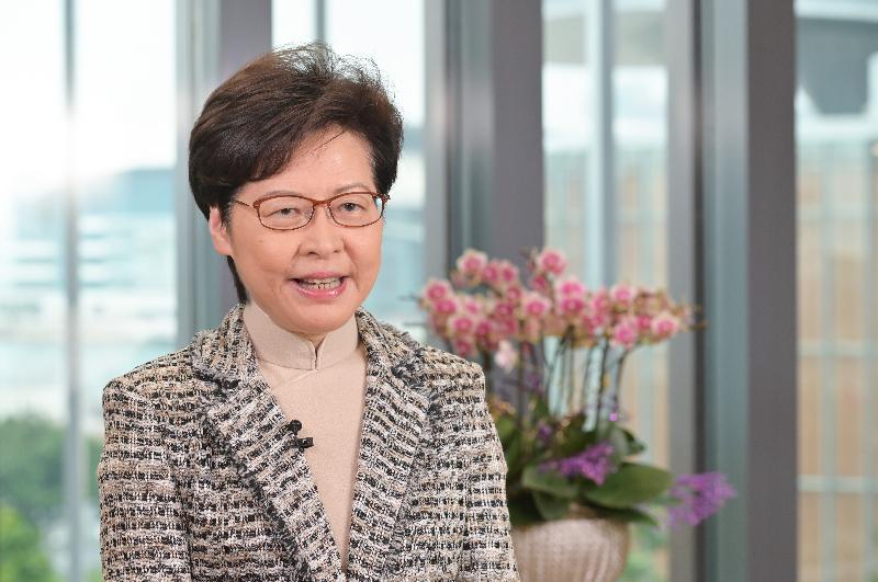 行政長官林鄭月娥今日（三月二日）在「2020香港商界最關注的十件大事」評選頒獎典禮，透過視像致辭。




