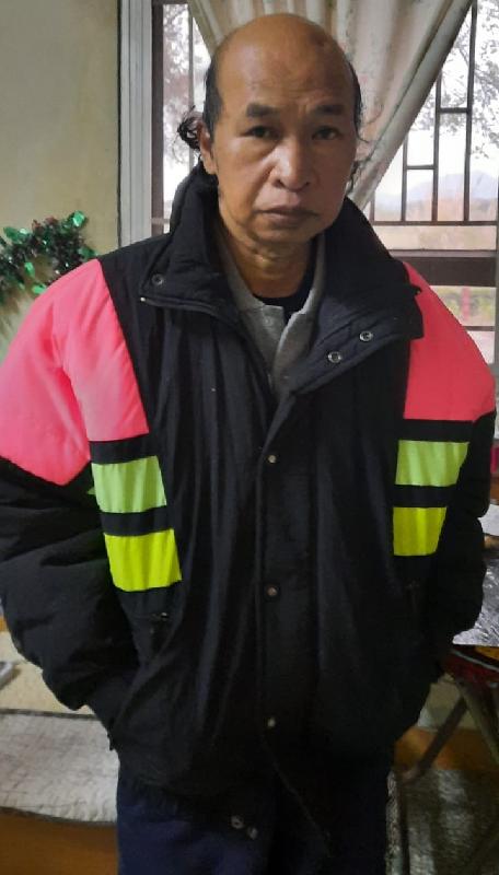 To Kong-tai, aged 62, is about 1.7 metres tall, 65 kilograms in weight and of thin build. He has a round face with yellow complexion and is bald. He was last seen wearing a green long-sleeve t-shirt, blue pants and blue plastic slippers.