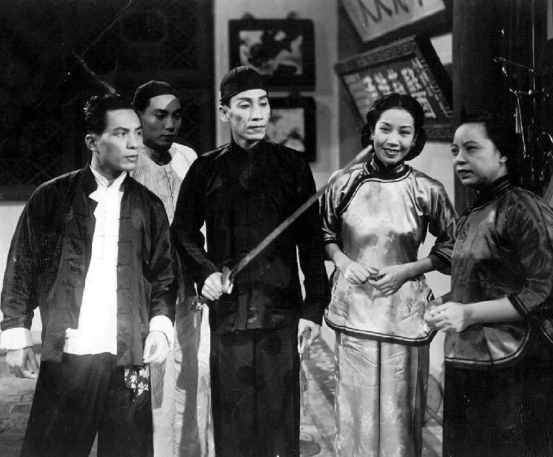 To mark its 20th anniversary, the Hong Kong Film Archive of the Leisure and Cultural Services Department will present "Treasure-Hunt Stories" from April to December, screening 36 archival gems collected between 1992 and 2012. Photo shows a film still of "The Story of Wong Fei-hung, Part II: Wong Fei-hung Burns the Tyrant’s Lair" (1949). 
