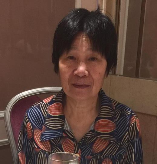 Chen Xiuhua, aged 67, is about 1.5 metres tall, 41 kilograms in weight and of thin build. She has a long face with yellow complexion and black short hair. She was last seen wearing a floral pattern shirt, black trousers, black sports shoes and a blue mask.