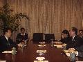 政務司司長唐英年今日（五月十二日）在四川會見四川省常務副省長魏宏。
