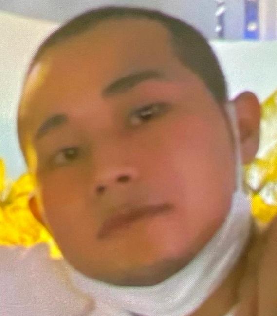 Limbu Soroj, aged 24, a Nepalese, is about 1.6 metres tall, 60 kilograms in weight and of medium build. He has a round face with yellow complexion and short black hair. He was last seen wearing a black T-shirt and black trousers.