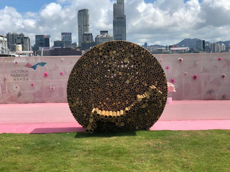 The HarbourChill, a themed harbourfront space located next to the Pierside Precinct of Wan Chai Ferry Pier, opened today (May 28). Photo shows one of the winning entries of the Harbourfront Public Furniture Competition - "Insignificance".