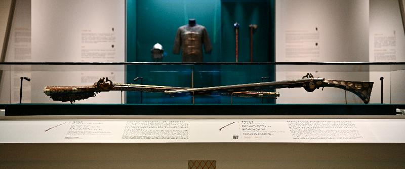 The opening ceremony for the exhibition "Tsar of All Russia. Holiness and Splendour of Power" was held today (May 28) at the Hong Kong Heritage Museum. Picture shows a pair of hunting rifle with flintlock crafted by the leading gunsmith at the Russian court.