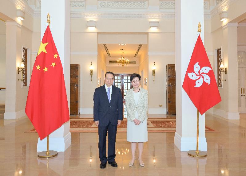 The Chief Executive, Mrs Carrie Lam (right), meets with the new Commissioner of the Ministry of Foreign Affairs in the Hong Kong Special Administrative Region, Mr Liu Guangyuan (left), at Government House this afternoon (June 1).