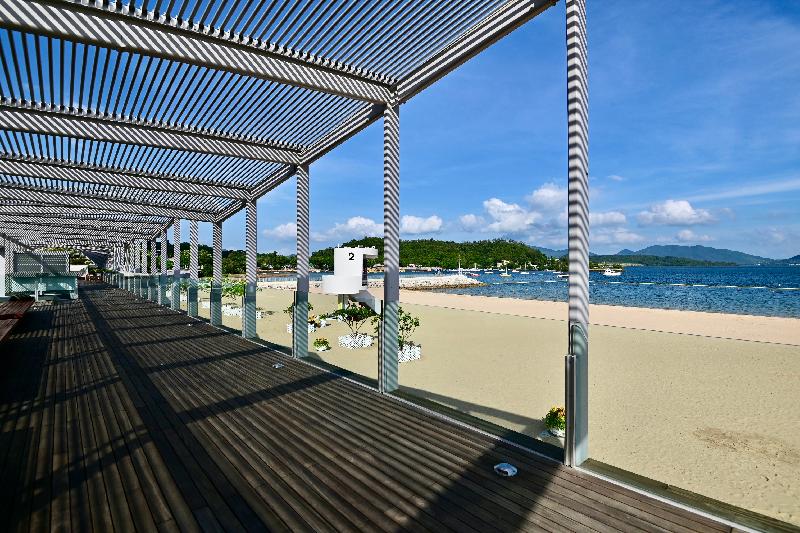 Tai Po Lung Mei Beach, managed by the Leisure and Cultural Services Department, will open for public use on June 23 (Wednesday). It will provide an additional choice of leisure facilities for the public. The beach is about 200 metres long with facilities including changing rooms, shower facilities and toilets.