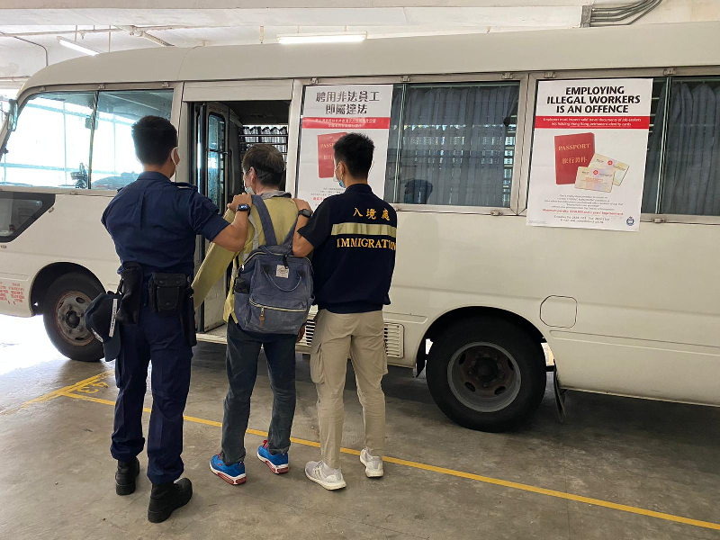 The Immigration Department mounted a series of territory-wide anti-illegal worker operations codenamed "Twilight" from June 21 to 24. Photo shows a suspected illegal worker arrested during the operations.