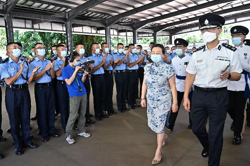 The Secretary for Justice, Ms Teresa Cheng, SC (front row, second right), accompanied by the Commissioner of Police, Mr Siu Chak-yee (front row, first right), meets graduates after the passing-out parade held at the Hong Kong Police College today (July 10).
