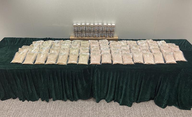 Hong Kong Customs conducted a series of anti-narcotics operations between July 12 and yesterday (July 24) and seized suspected dangerous drugs worth above $230 million. Picture shows the 72 kilograms of suspected cocaine in approximate seized with an estimated market value of about $85 million.
