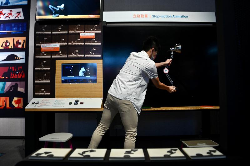 The exhibition "The Science Behind Pixar" will be held at the Hong Kong Science Museum from tomorrow (July 30). Picture shows the Animation section where visitors can make their own stop-motion animation movie by posing the lamp maquette.