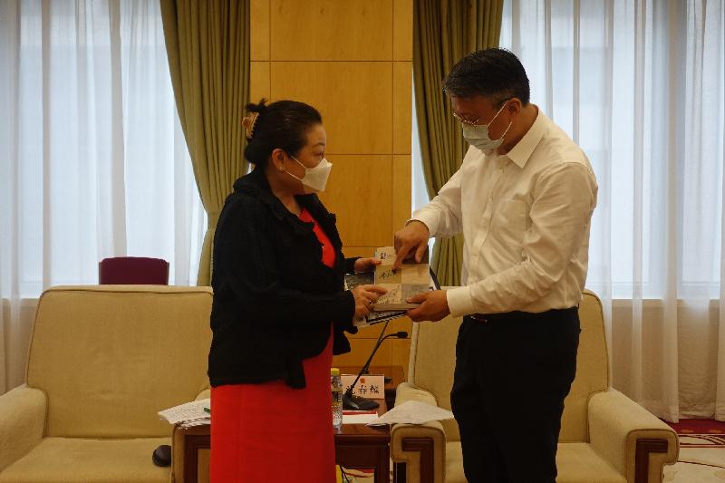 The Secretary for Justice, Ms Teresa Cheng, SC (left), met with the Chairman of the Hong Kong Special Administrative Region Basic Law Committee of the Standing Committee of the National People's Congress, Mr Shen Chunyao (right), in Beijing this morning (July 29). She said that the Department of Justice has been carrying out promotion through different activities to give young people, in particular students, a proper understanding of the basic concepts of the Constitution, the Basic Law and the National Security Law.
