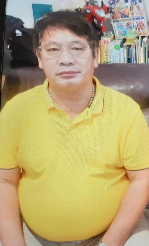 Lai Muk-sui, aged 61, is about 1.6 metres tall, 68 kilograms in weight and of fat build. He has a round face with yellow complexion and short black hair. He was last seen wearing a dark-coloured shorts and a pair of glasses. 