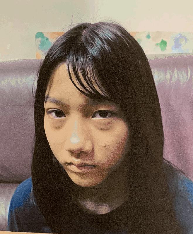 Chiu Sze-man, aged 15, is about 1.6 metres tall, 40 kilograms in weight and of thin build. She has a pointed face with yellow complexion and long black hair. She was last seen wearing a blue and white school uniform, dark-coloured sweater, black shoes and carrying a pink school bag.