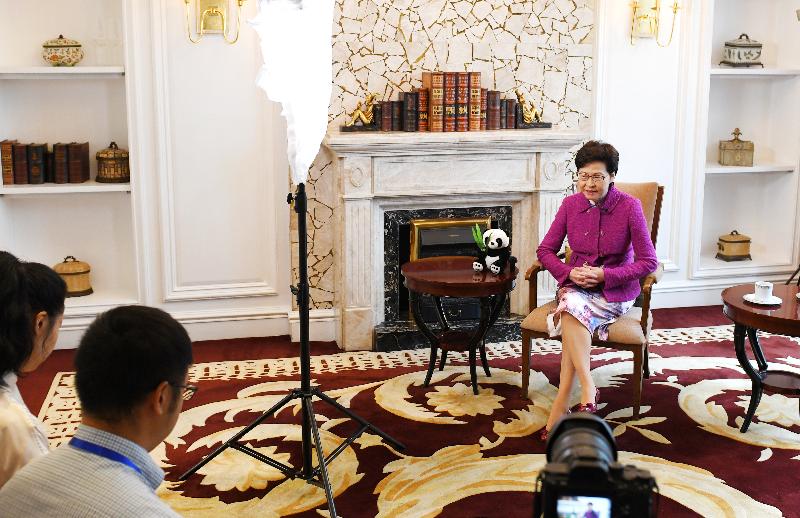 The Chief Executive, Mrs Carrie Lam, gives an interview to the Sichuan media in Chengdu today (September 23).