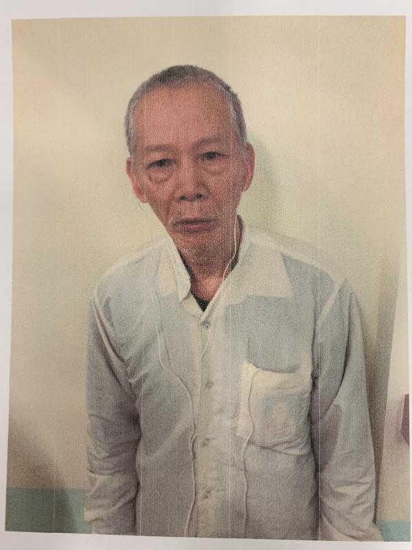 Liu Chung-man, aged 65, is about 1.75 metres tall, 55 kilograms in weight and of thin build. He has a pointed face with yellow complexion and short white hair. He was last seen wearing a long sleeve white shirt, black trousers, black sport shoes and carrying a black sling bag, a red and white bag with a trolley.