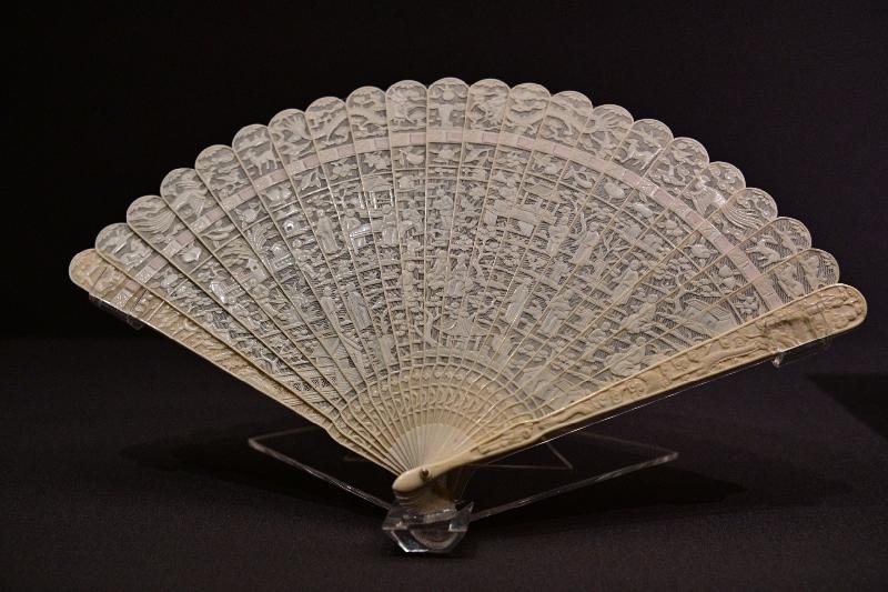 The exhibition "#popcolours: The Aesthetics of Hues in Antiquities from the HKMoA Collection" will be held from November 5 at the Hong Kong Museum of Art (HKMoA). Picture shows an ivory folding fan carved with figures in a pavilion design from the Qing dynasty. 
