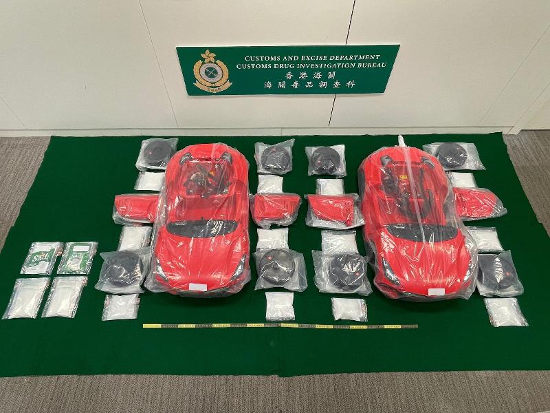 Customs officers examined air postal parcels from Pakistan and Thailand on October 11 and November 1 at Hong Kong International Airport. Suspected ketamine and methamphetamine with a total market value of around $3.6 million in estimate were seized. 