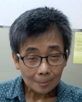 Hui Mei-seung, aged 65, is about 1.5 metres tall, 43 kilograms in weight and of thin build. She has a round face with yellow complexion and short white hair. She was last seen wearing a red jacket, black trousers, red and black sports shoes and carrying a blue bag.