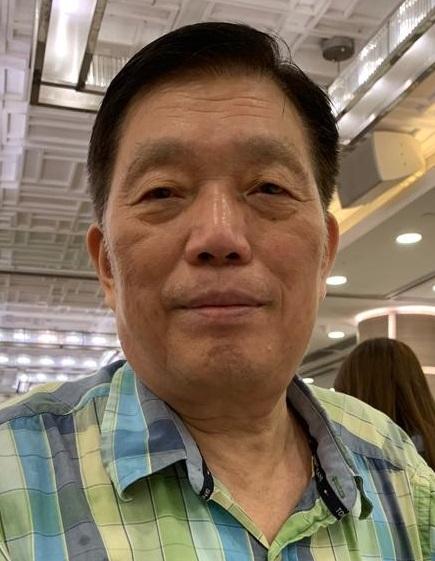 Wong Kwong-ming, aged 64, is about 1.7 metres tall, 75 kilograms in weight and of fat build. He has a round face with yellow complexion and short black hair. He was last seen wearing a white long-sleeved shirt, black pants, black shoes and carrying a red plastic bag.

