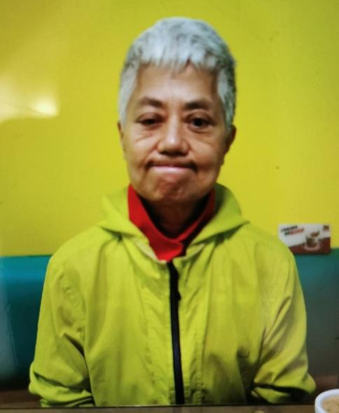 Wong Wai-yee, aged 68, is about 1.6 metres tall, 52 kilograms in weight and of normal build. She has a round face with yellow complexion and short white hair. She was last seen wearing a red jacket, black trousers and black sport shoes.